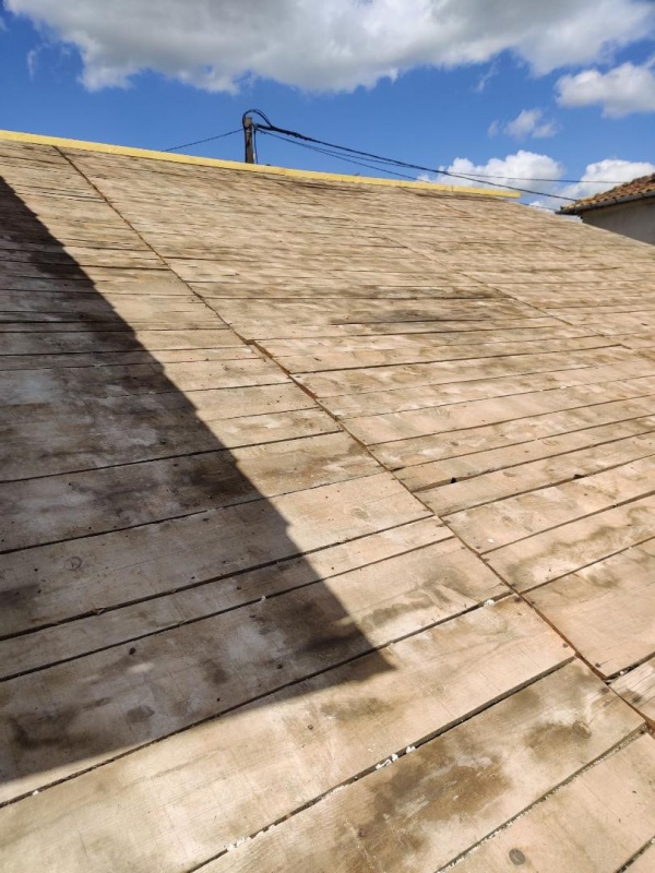 Roofing: AIGRE